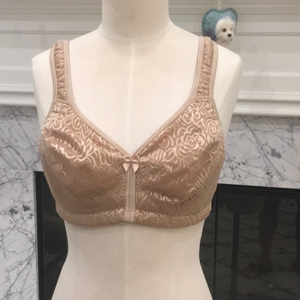 Breezies Bra! 38 C
